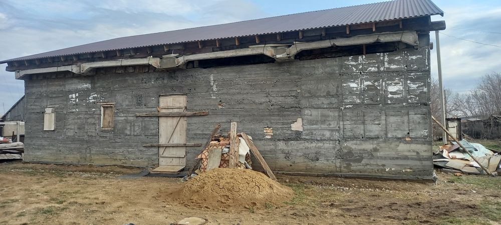 Продается недостроенный дом п.Кокпекты.