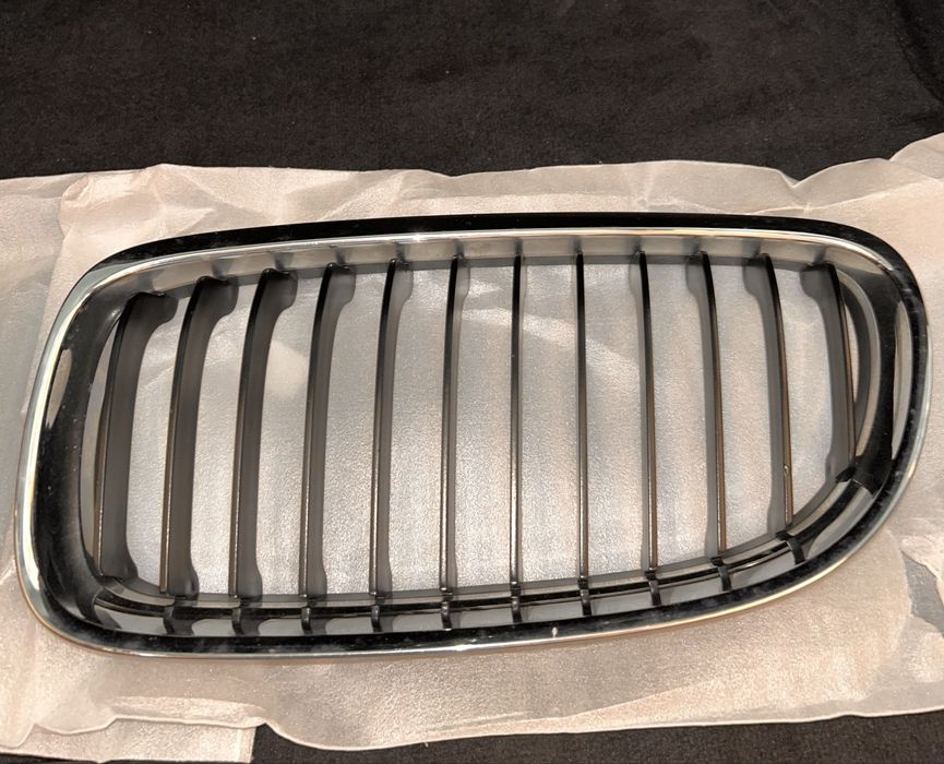 Grile originale BMW e90/e91 LCI