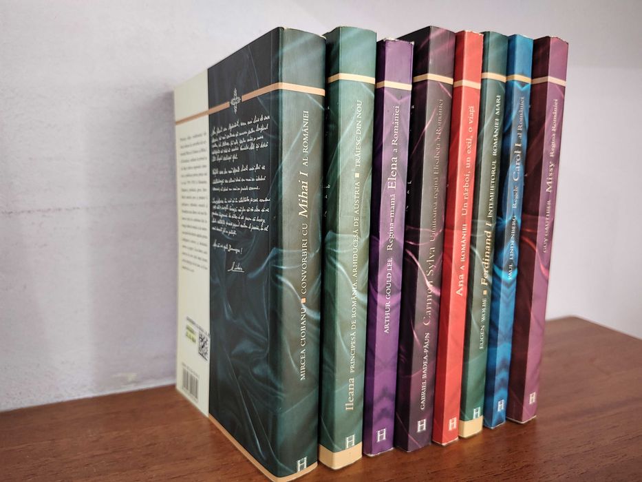 seria Casa regala (8  titluri)