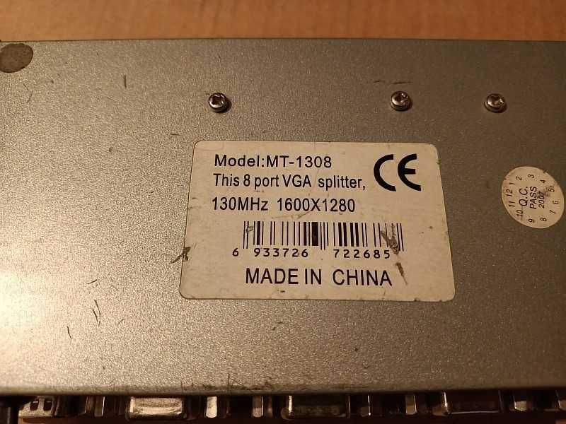 Продам VGA Splitter "MT-1308" 8-PORT.