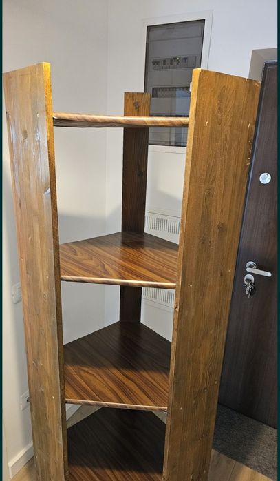 Stativ flori/ Corp mobila / Raft