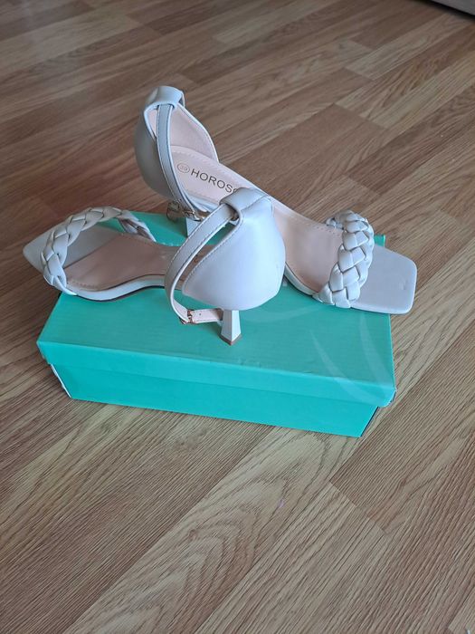 Дамски елегантни сандали