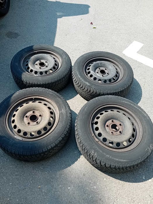 Vand jante (15)  wv golf 6 ,pret foarte avantajos.