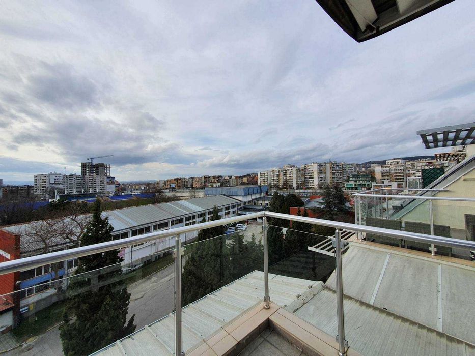 Дава се под наем Четиристаен апартамент в Варна, Окръжна болница - 100 кв.м за 600 € - Снимка #1