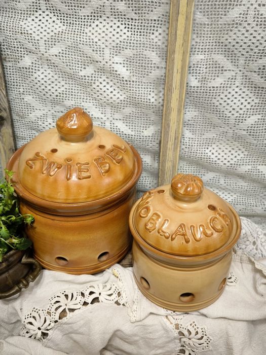 Керамични съдове за лук и чесън