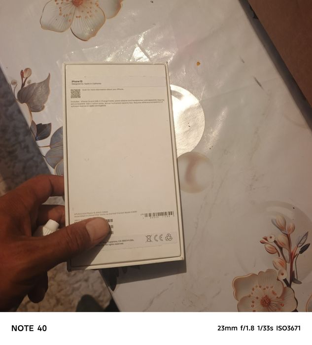 Продам айфон 15 черный новый