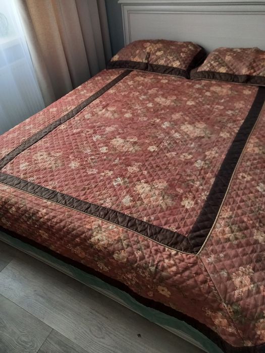 Продам плед на кровать
