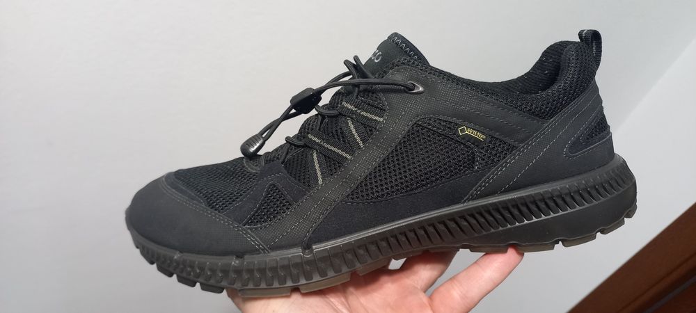 Pantofi ECCO goretex 43