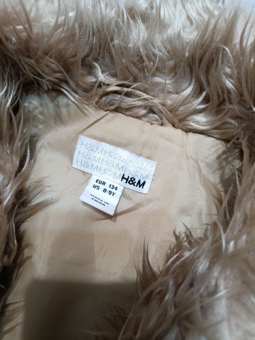 Продаю одежду на девочек