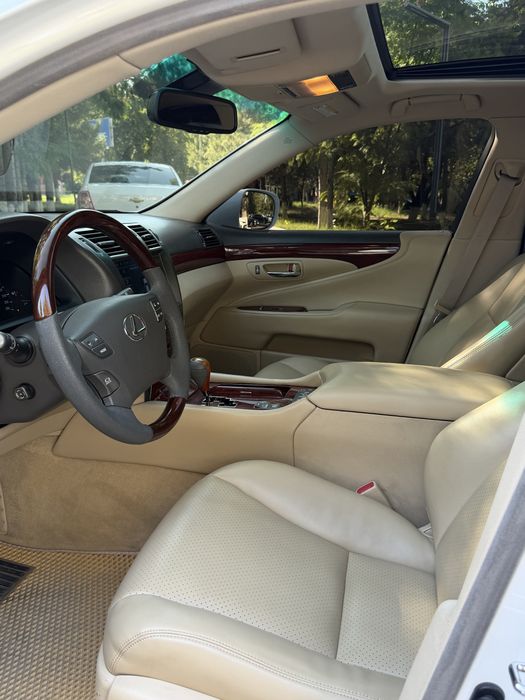 Lexus LS460 V8 Ataman