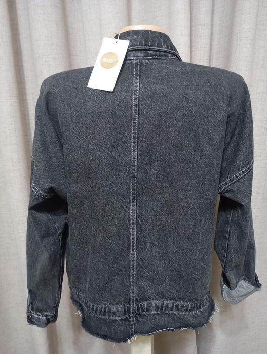 Джинсовая куртка