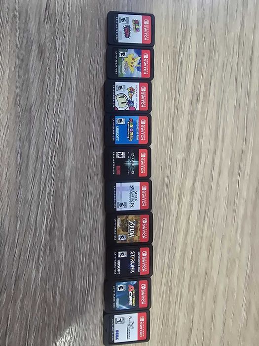 Nintendo Switch + 10 оригинални игри