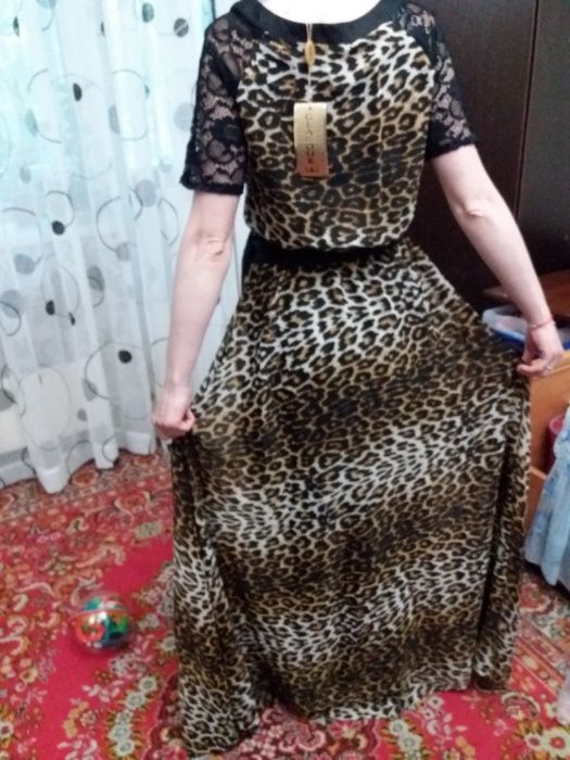 Платье женское, длинное,с подкладом