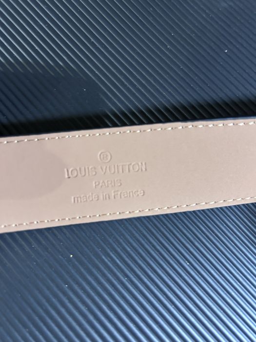Curea Louis Vuitton