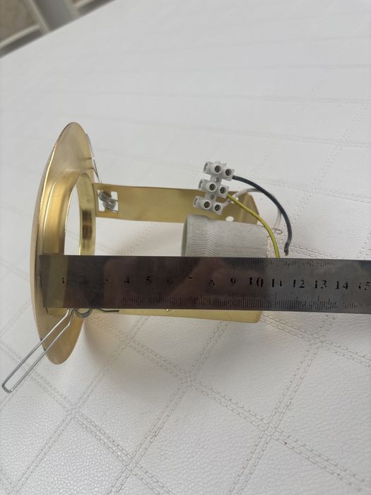 Светильник потолочный