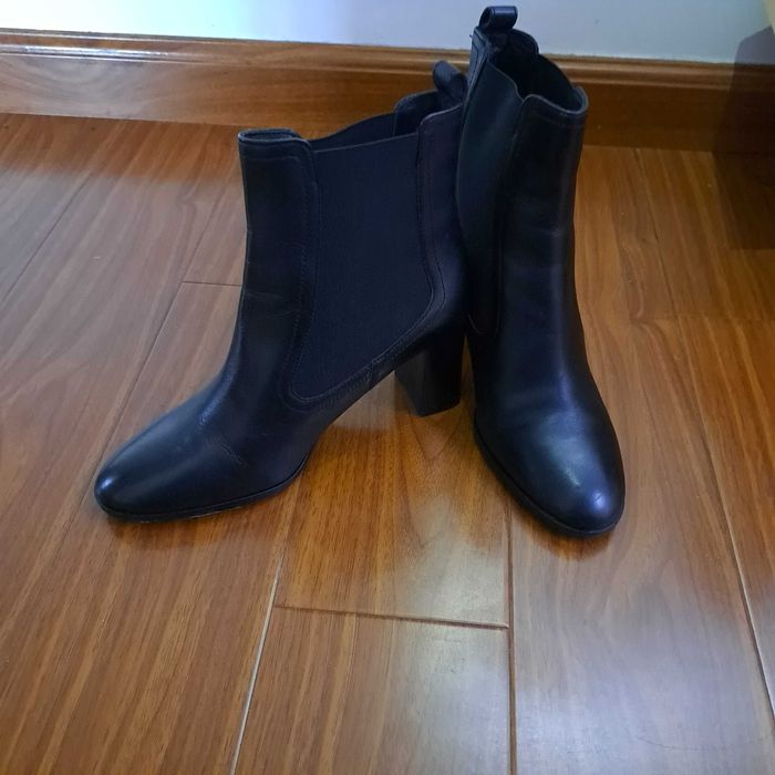 incaltaminte piele putin purtate