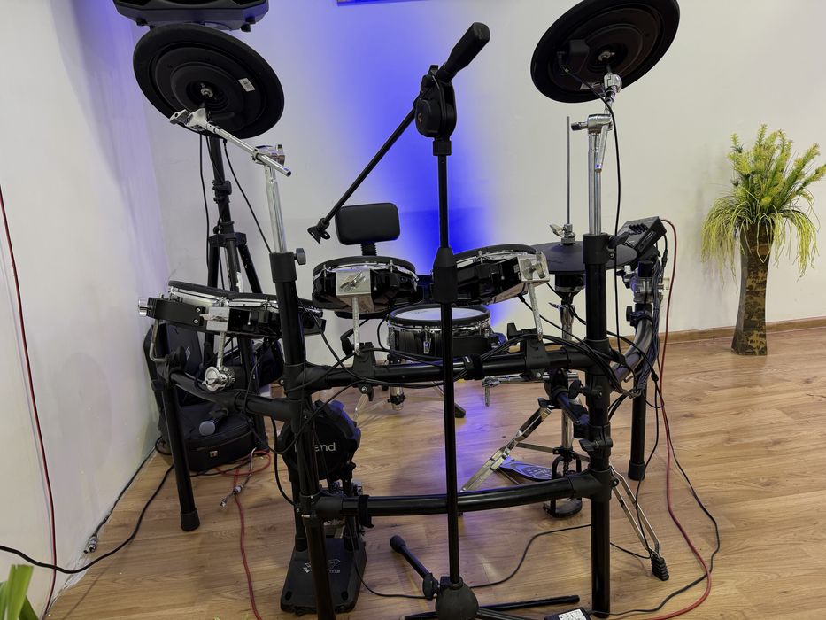 Барабани Roland TD25