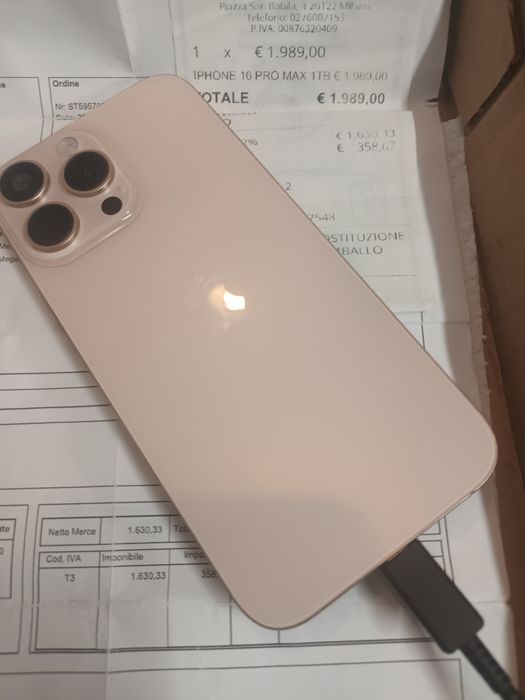 I-Phone  16 Pro-Max