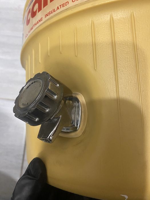 Кемпинговый термос 8 л с краном