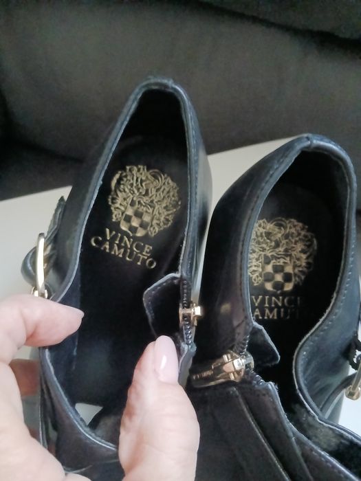 Vand botine VINCE CAMUTO