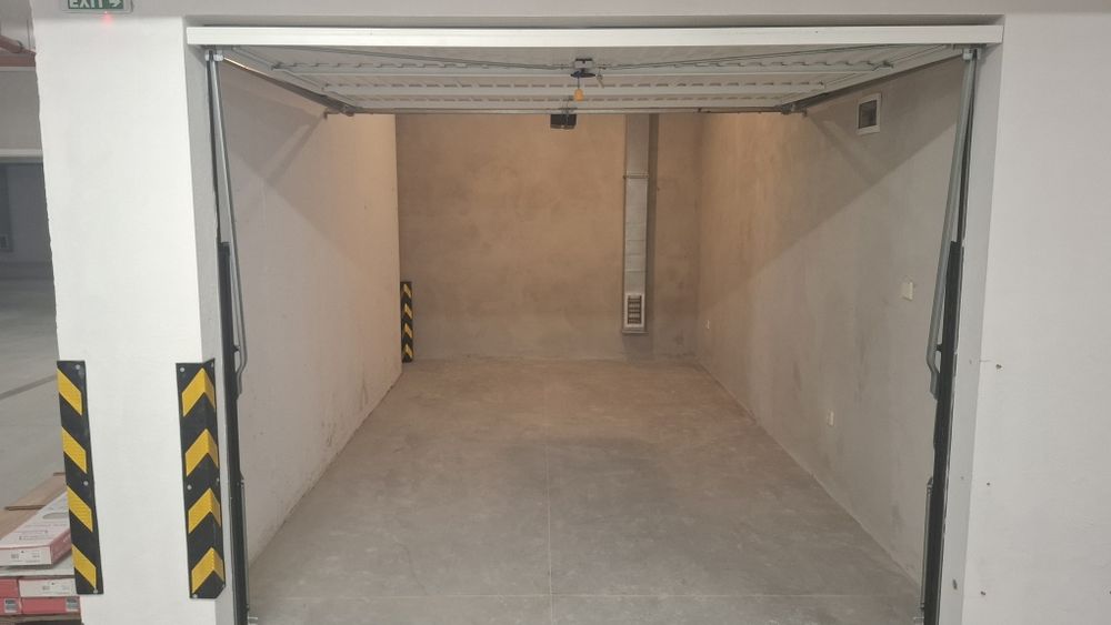 Продава се Гараж / Паркомясто в София, Люлин - център - 15 кв.м за 9 €/кв.м - Снимка #1