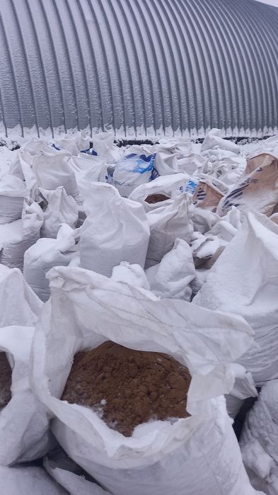 Цемент, Балласт, Песок.