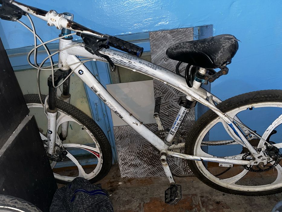 Продам велосипед на запчасти