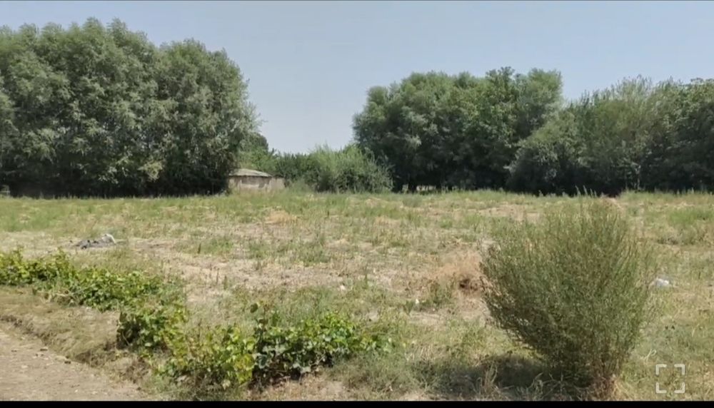 Сотилади Чирчик, Троицк,Ховли 9сотх 5 хона