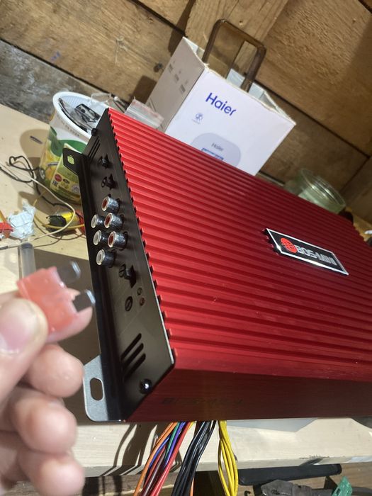 Сабвуфер AMP продам