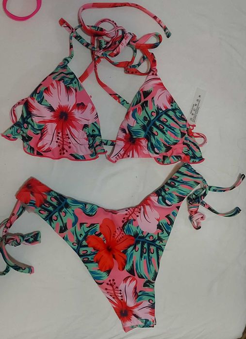 Бански розов на цветя от шейн (нов)