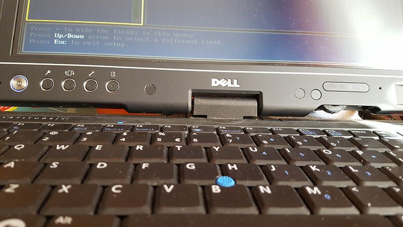 Tableta Dell XT, 120GB Hdd, Pen, Wifi, card GSM, antena GSM