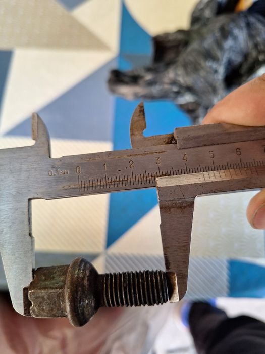 Къси болтове за железни джанти