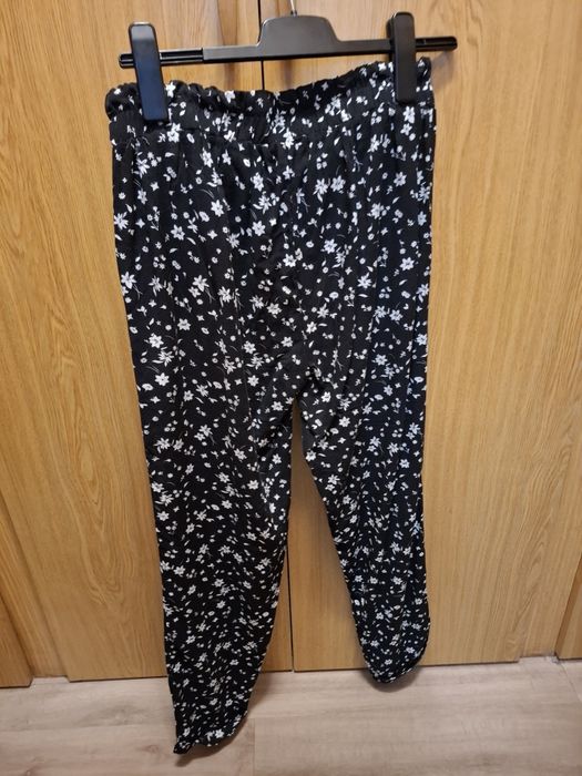 Pantaloni de vară