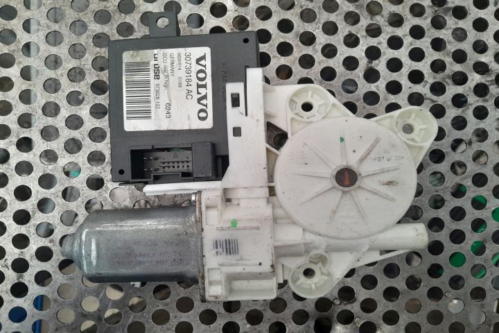 Motoras macara geam spate dreapta 30739184AC Volvo V50 prima generati