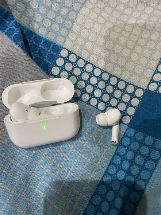 Vand casti Bluetooth in stare perfecta NEGOCIABIL!!! se aude bomba