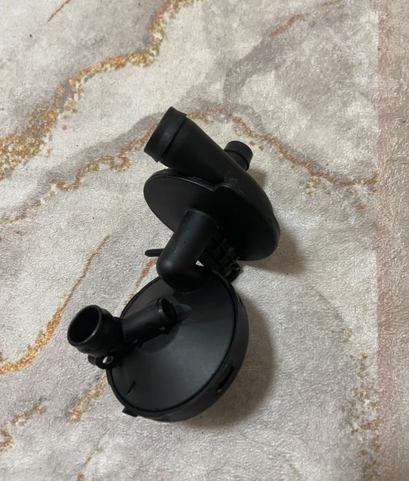 Продам запчасти  на бмв е53