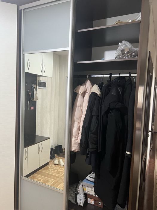 Шкаф для прихожей