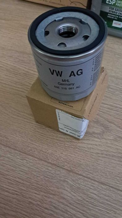 Pachet Revizie Original VW - Ulei Mobil 1 ESP 5W-30 (4L) + 3 Filtre VW Group (Noi)