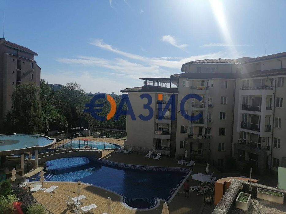 Продава се Тристаен апартамент в к.к. Слънчев бряг - 77 кв.м за 1026 €/кв.м - Снимка #14