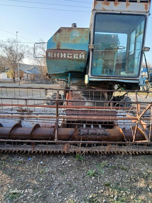 Продам комбайн Енисей 1200