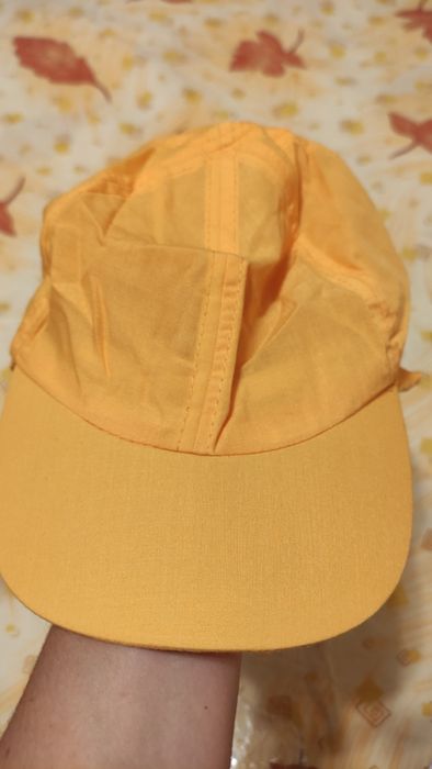 Детска плажна шапка