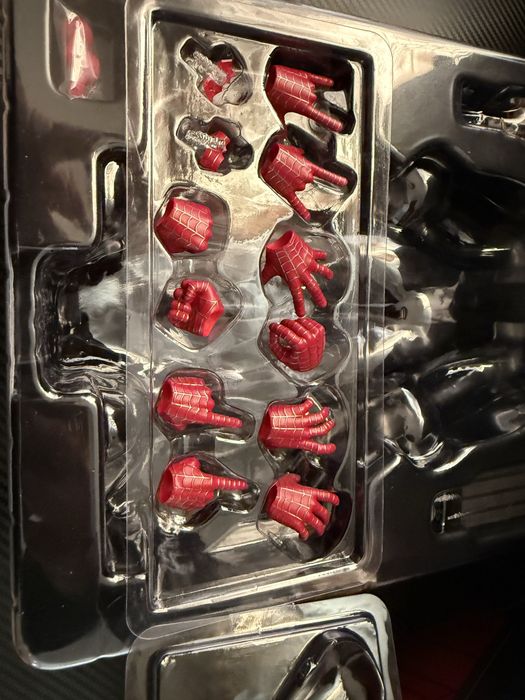 Hot toys Friendly Neighbourhood Spiderman