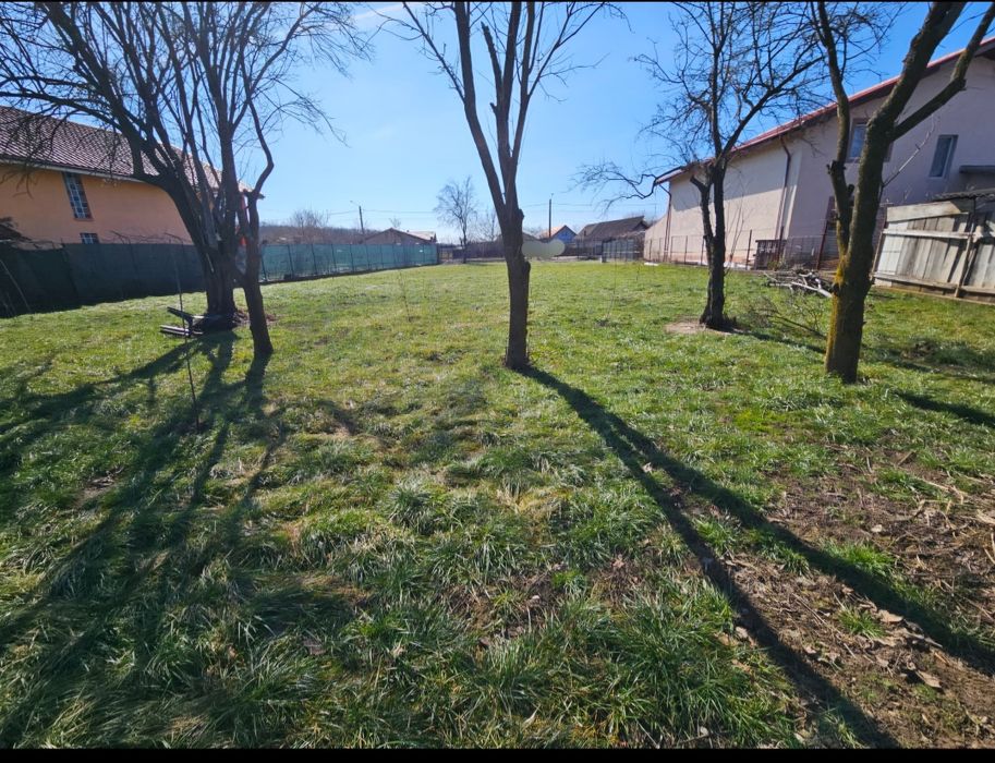 PROPRIETAR vand 1000 mp teren intravilan Snagov Soseaua Principala