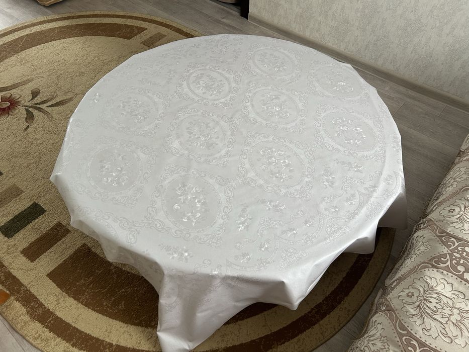 Продам круглые казахские столы