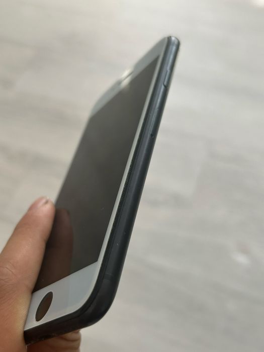 Iphone se 2020 , 128 gb , 100%