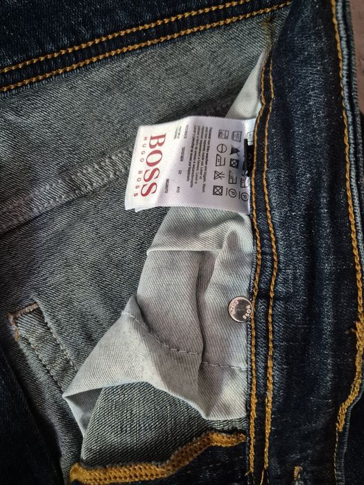Hugo Boss, blugi bărbătești , marimea 33