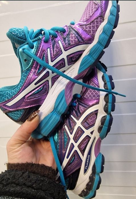 Asics Gel Evate 2 номер 38.5