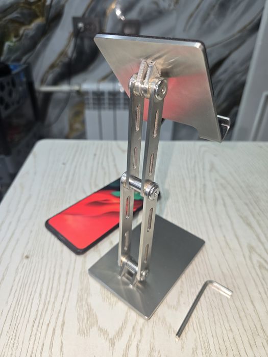 Подставка Держатель Телефона Планшета из нержавеющей стали весом 1 кг