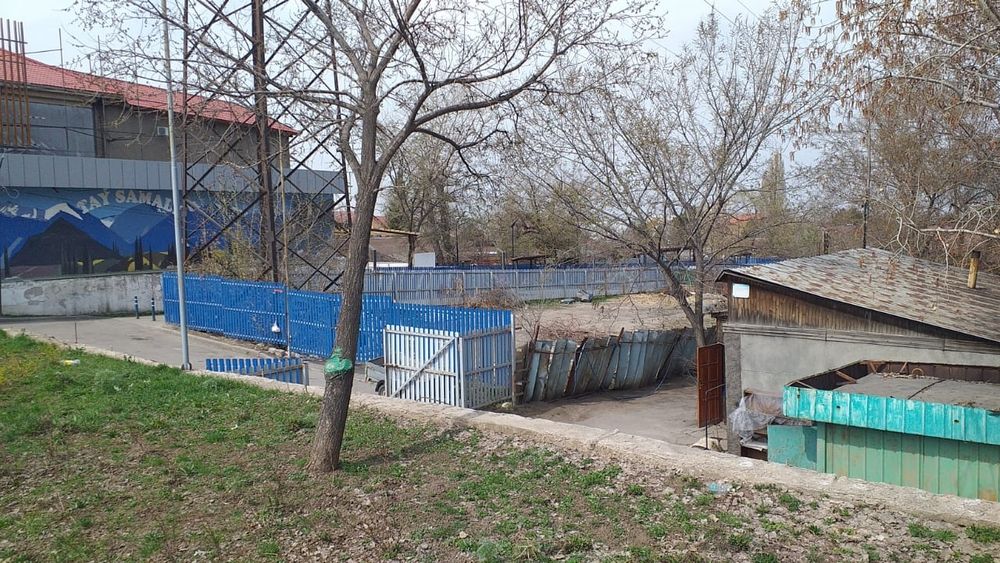 Продам участок под коммерцию