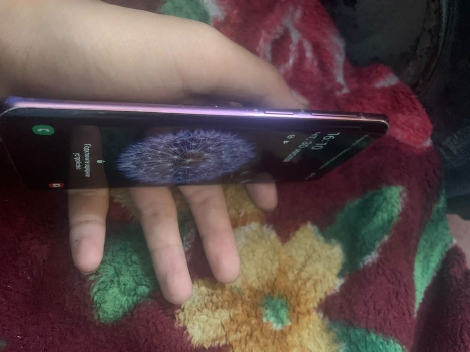Samsung s9 Purple Black